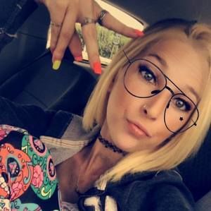 Meet your Posher, Shelby